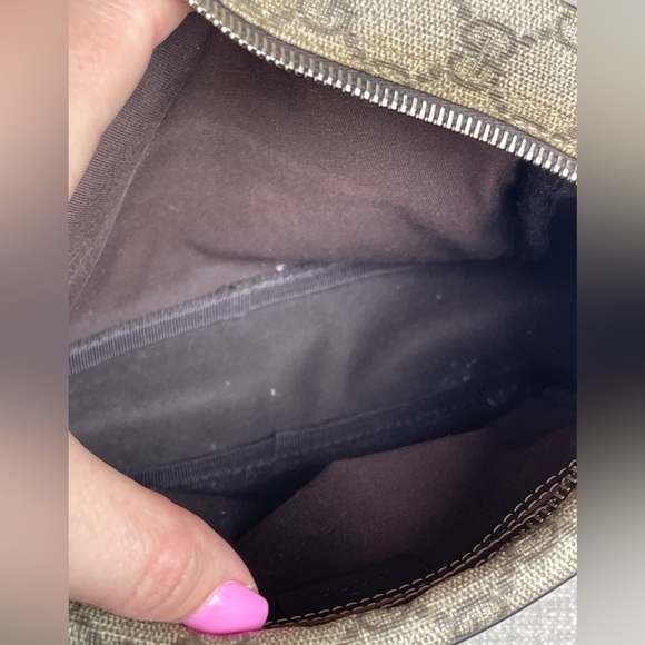 Authentic GUCCI Monogram Shoulder Bag - Picture 16 of 17